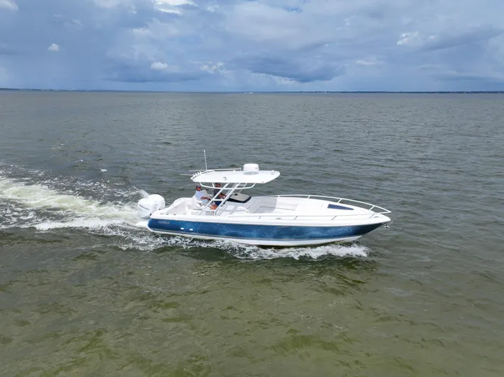  Yacht Photos Pics 2023 Intrepid 327-I Valor- Profile