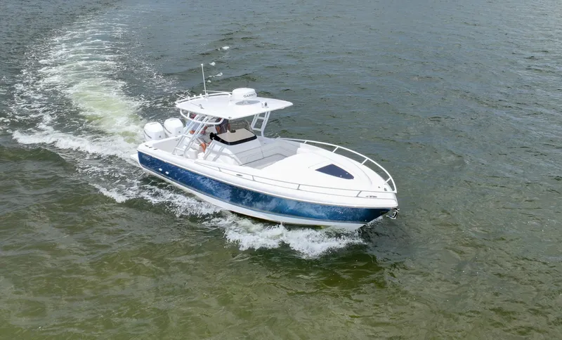  Yacht Photos Pics 2023 Intrepid 327-I Valor- Profile