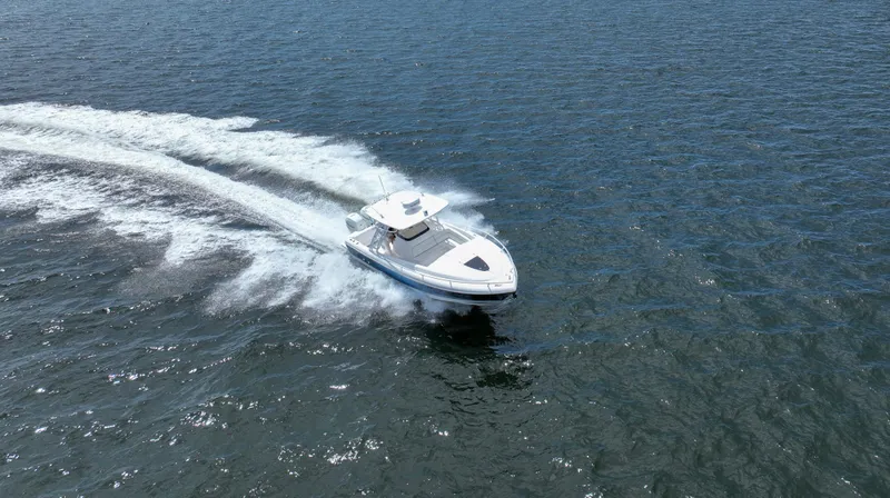  Yacht Photos Pics 2023 Intrepid 327-I Valor- Profile