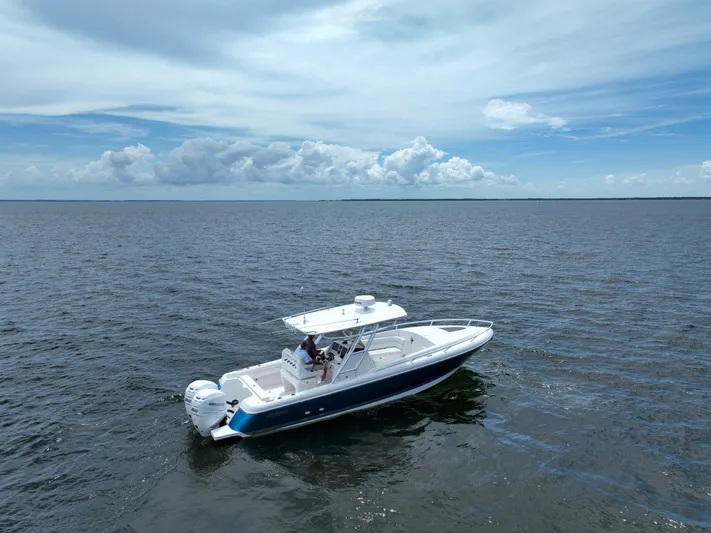  Yacht Photos Pics 2023 Intrepid 327-I Valor- Profile