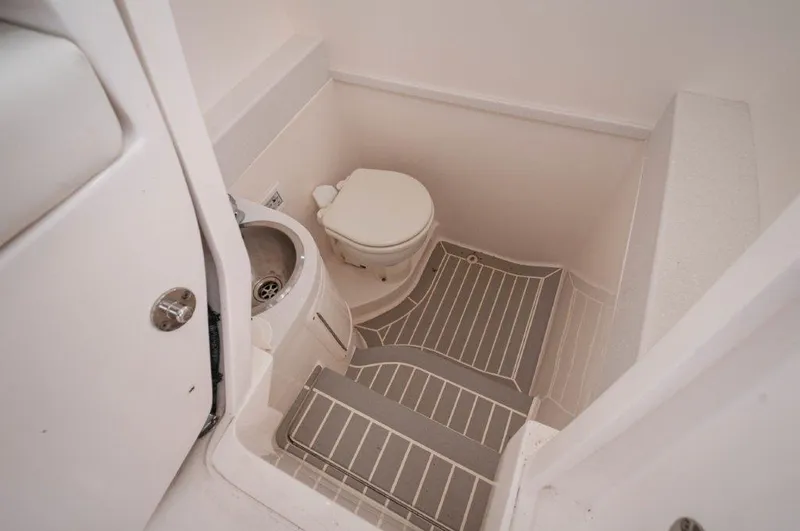  Yacht Photos Pics 2023 Intrepid 327-I Valor- Head