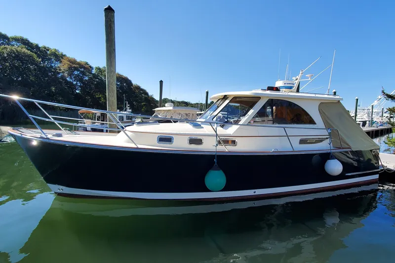 Puffin Yacht Photos Pics 