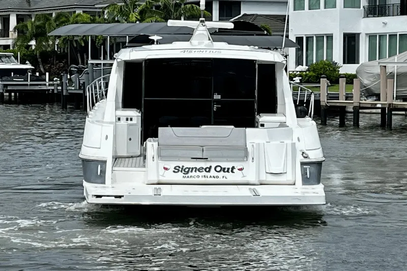 " Signed Out " Yacht Photos Pics 