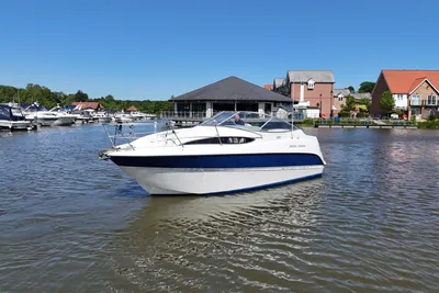 2004 Bayliner 245