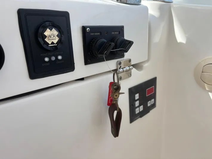 Sawbones Yacht Photos Pics 