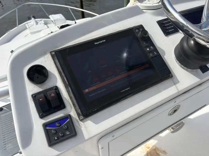 Sawbones Yacht Photos Pics 