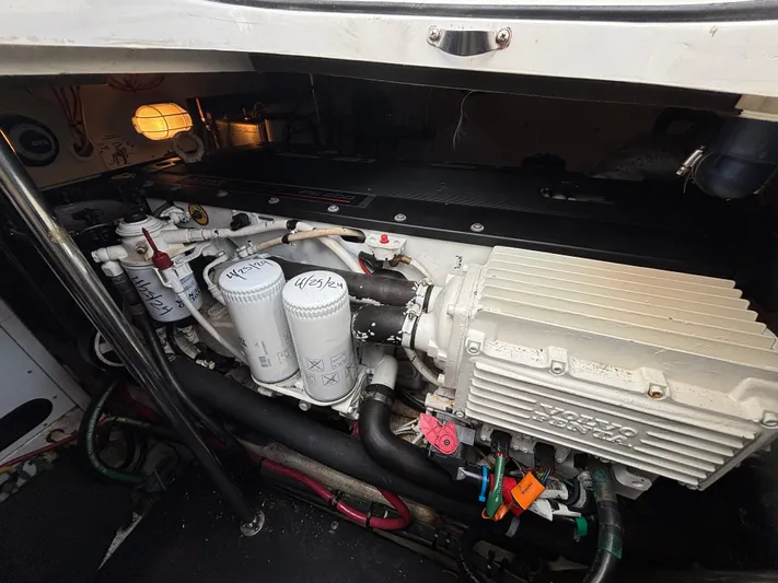 Sawbones Yacht Photos Pics 