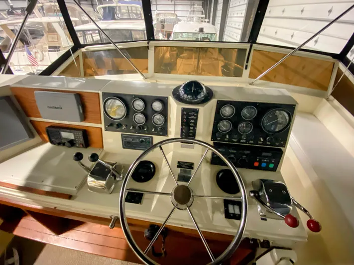 Cap-n-cavity Yacht Photos Pics 