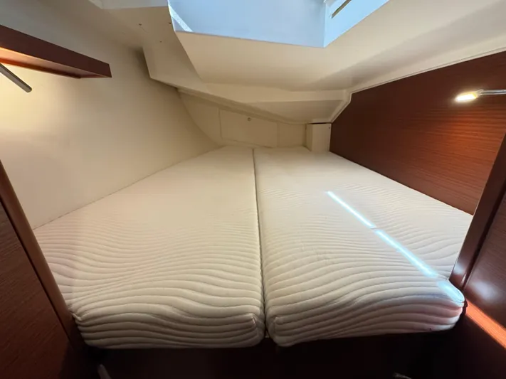 Dreamcatcher Yacht Photos Pics 