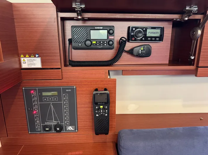 Dreamcatcher Yacht Photos Pics 