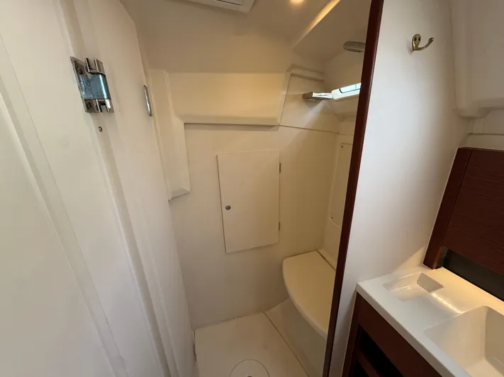 Dreamcatcher Yacht Photos Pics 