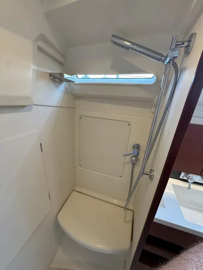 Dreamcatcher Yacht Photos Pics 