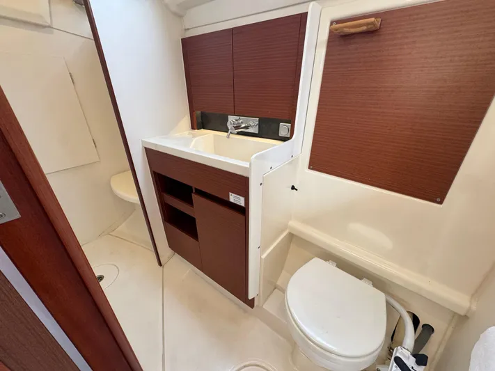 Dreamcatcher Yacht Photos Pics 