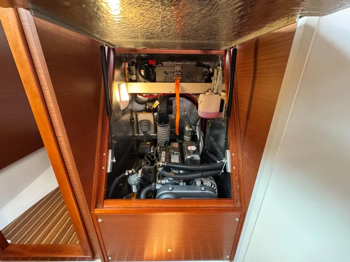 Dreamcatcher Yacht Photos Pics 