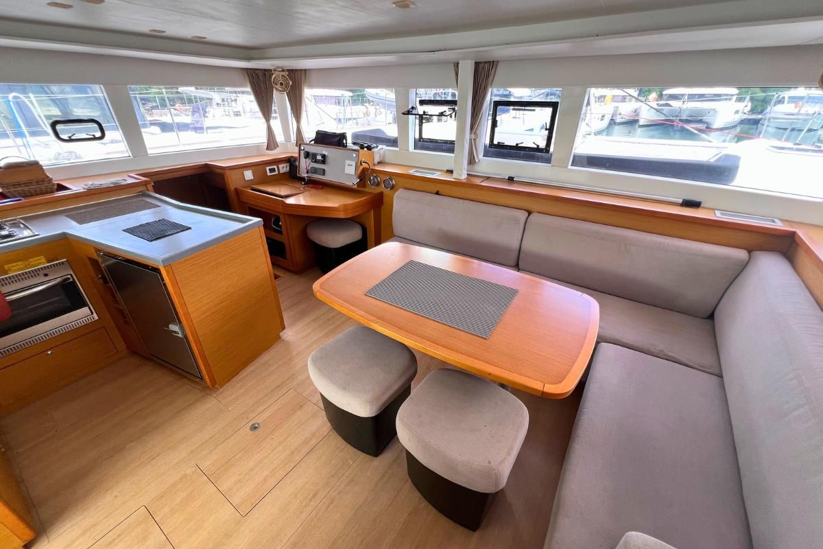 2018 Lagoon 45 