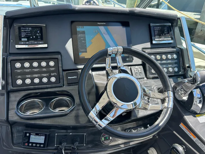 Aguabendita Yacht Photos Pics 2019 Monterey 345 Sport Yacht dashboard with navigation system and controls.