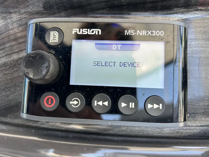 Aguabendita Yacht Photos Pics Fusion MS-NRX300 audio control panel on 2019 Monterey 345 Sport Yacht.