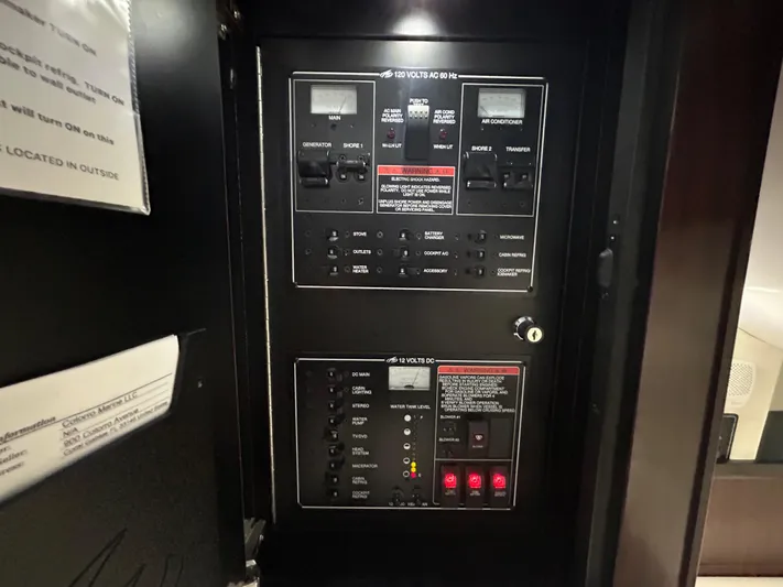 Aguabendita Yacht Photos Pics 