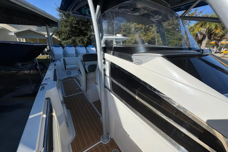  Yacht Photos Pics 2016 Nor-Tech 390 Sport Center Console boat with sleek design and spacious seating.