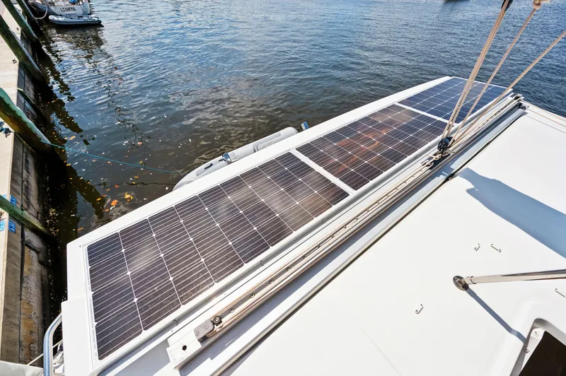 Sabai Sabai Yacht Photos Pics 