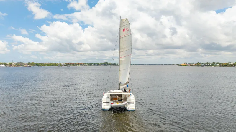 Sabai Sabai Yacht Photos Pics 