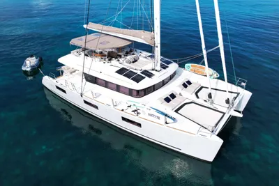 Lagoon 620