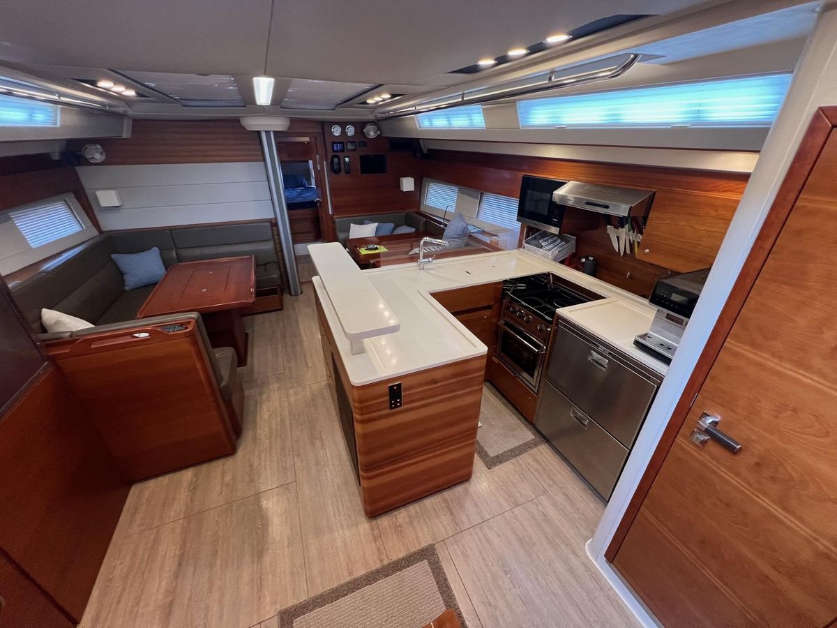 2017 Hanse 58 