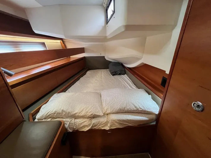 Lyn Yacht Photos Pics Hanse 588