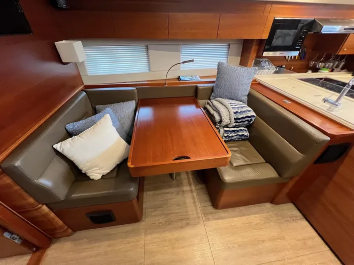 Lyn Yacht Photos Pics Hanse 588