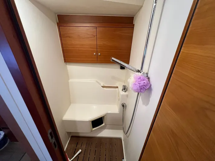 Lyn Yacht Photos Pics Hanse 588