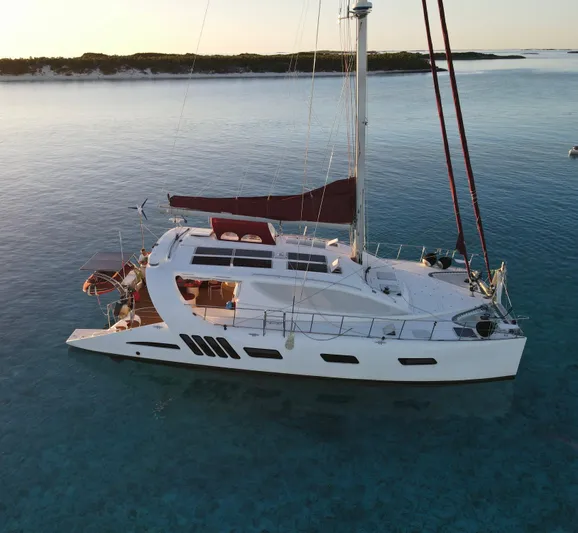 Maisie Yacht Photos Pics 