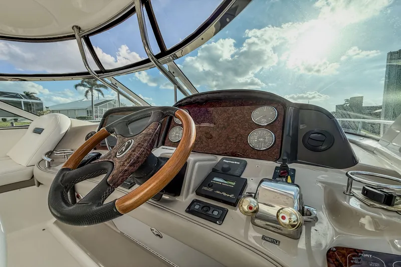 Jo's Diamond Yacht Photos Pics 