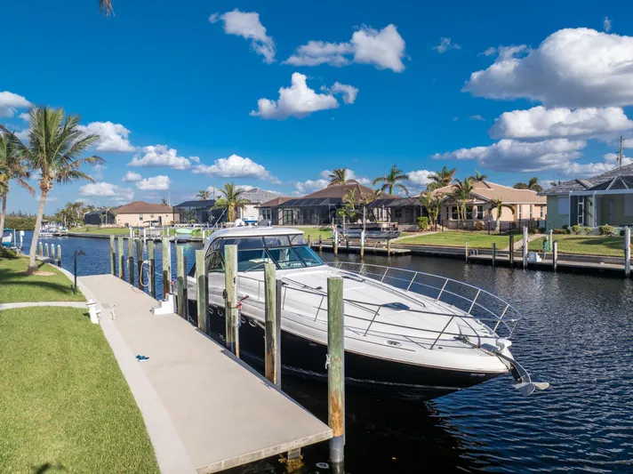 Jo's Diamond Yacht Photos Pics 