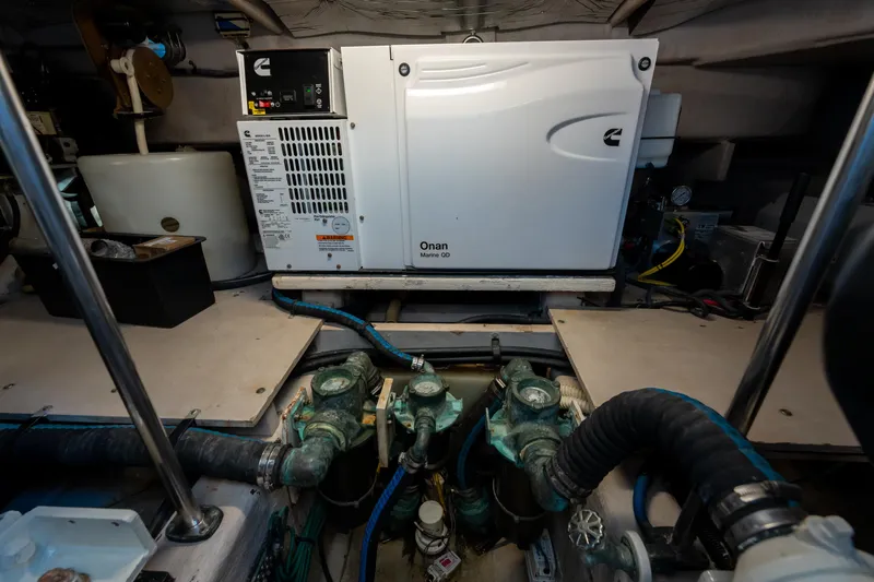 Jo's Diamond Yacht Photos Pics 