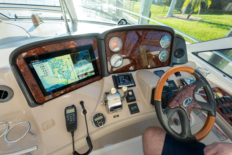 Jo's Diamond Yacht Photos Pics 