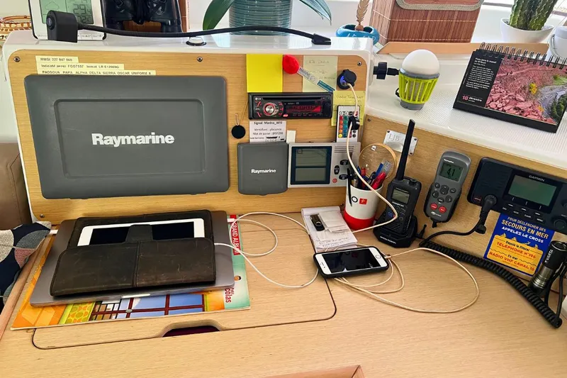 Padsou 6 Yacht Photos Pics 