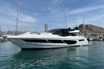 2023 Sunseeker Predator 75