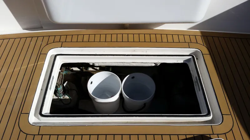 Mai Time Yacht Photos Pics 