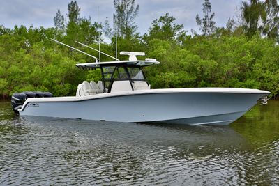 Invincible 39 Open Fisherman