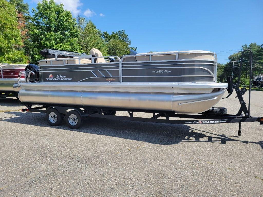 2023 Sun Tracker Party Barge® 22 Rf Dlx Pontoon For Sale - Yachtworld