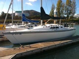 1987 Hunter 28.5