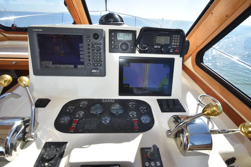 Down Time Yacht Photos Pics 