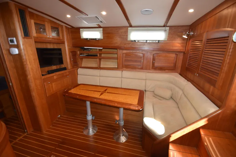 Down Time Yacht Photos Pics 