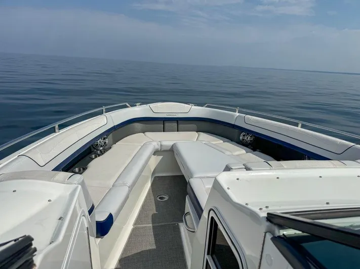 Cups Yacht Photos Pics 350 CBR