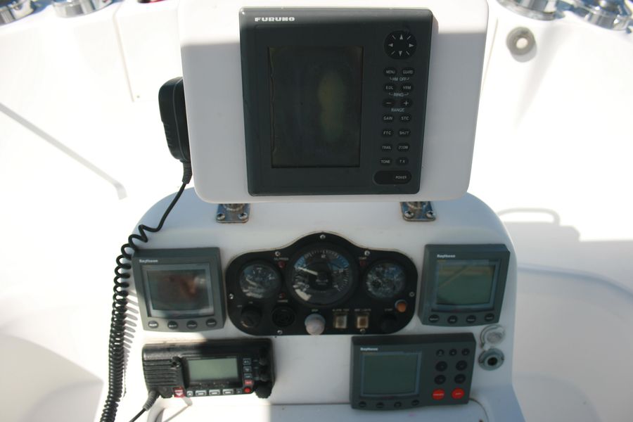 2001 Hunter 410