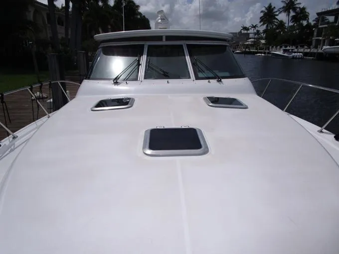 50/50 Yacht Photos Pics Bow Centerline