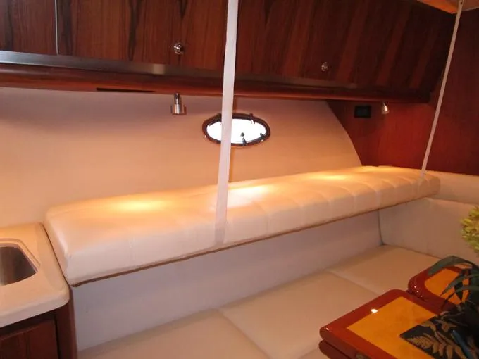 50/50 Yacht Photos Pics Pullman Berth