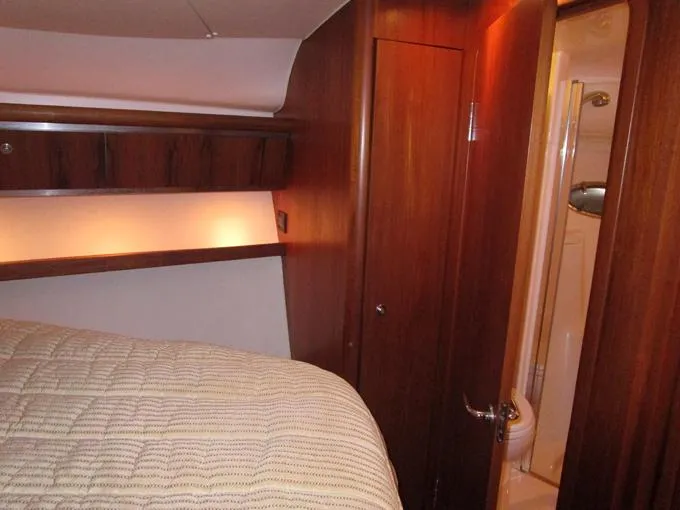 50/50 Yacht Photos Pics Owners Cabin to Starboard w/Ensuite Head Entrance