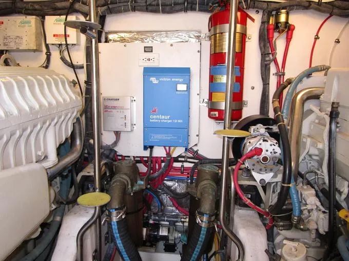 50/50 Yacht Photos Pics Battery Charger