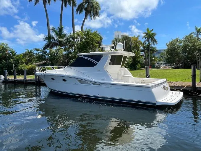 50/50 Yacht Photos Pics Stern Quarter